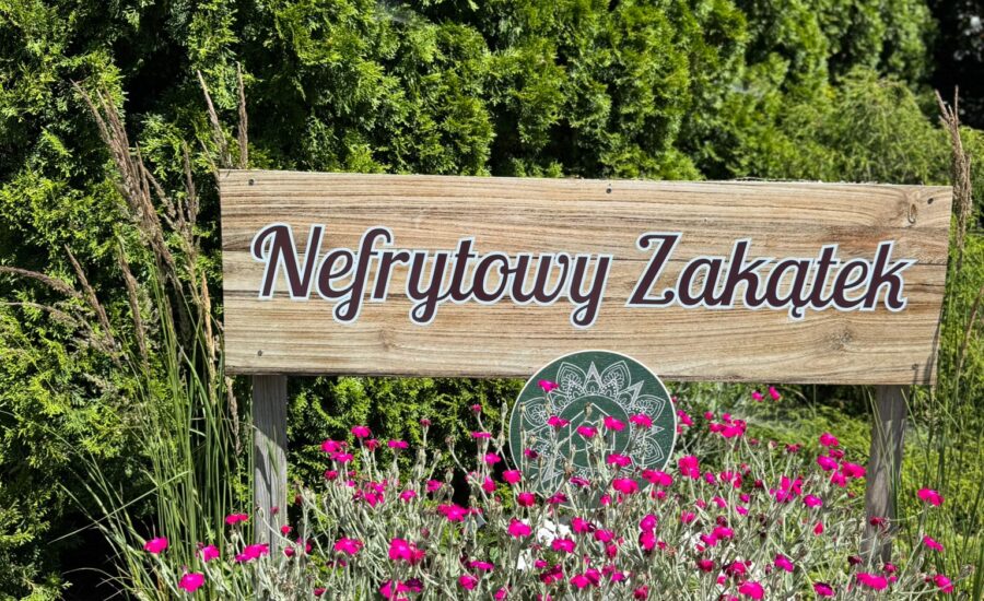 nefrytowy zakątek mochle